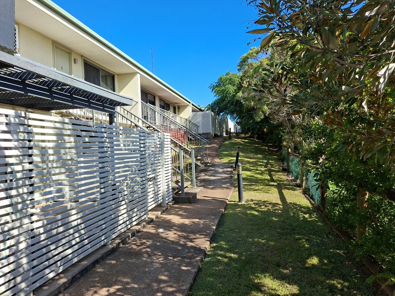 Photo - 14/24 Kent Street, West Gladstone QLD 4680 - Image 9