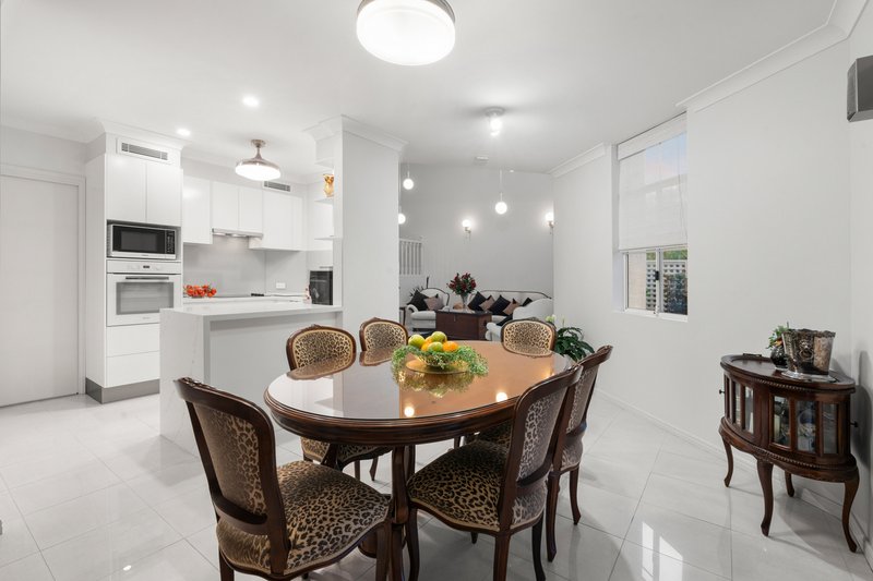 Photo - 14/24 Ron Penhaligon Way, Robina QLD 4226 - Image 5