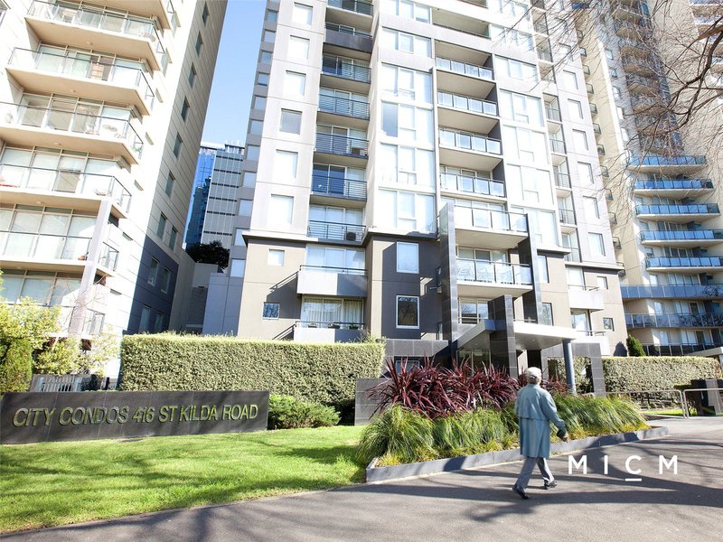 Photo - 142/416 St Kilda Road, Melbourne VIC 3004 - Image 2