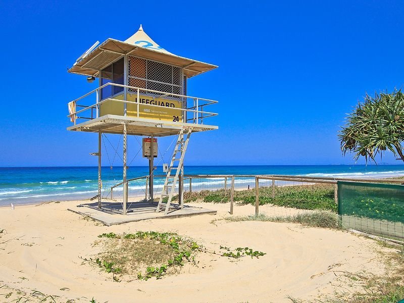 Photo - 14/2489 Gold Coast Highway, Mermaid Beach QLD 4218 - Image 12