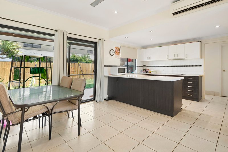 Photo - 14/25 Abell Road, Cannonvale QLD 4802 - Image 2