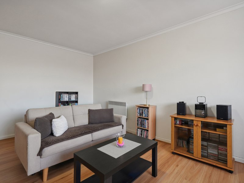 Photo - 14/26 Ashley Street, Reservoir VIC 3073 - Image 3