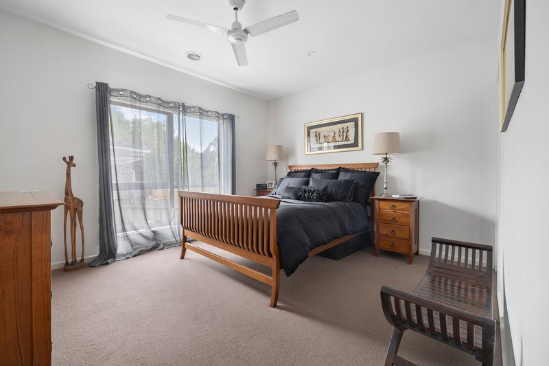 Photo - 1/428 Mcclelland Drive, Langwarrin VIC 3910 - Image 5