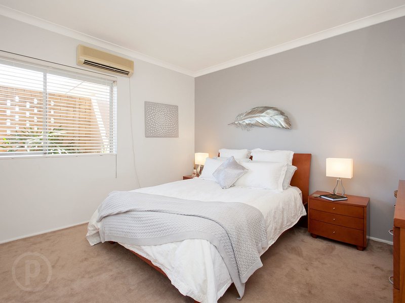 Photo - 14/29 Grove Street, Toowong QLD 4066 - Image 10