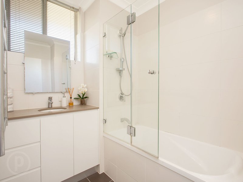 Photo - 14/29 Grove Street, Toowong QLD 4066 - Image 12