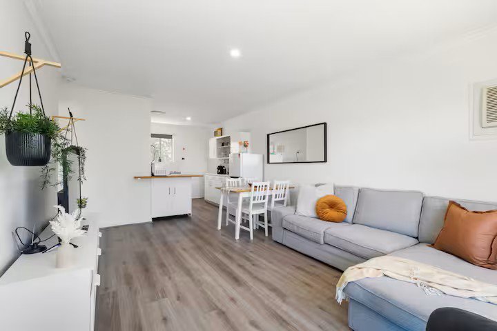 Photo - 14/29 Heard Way, Glendalough WA 6016 - Image 1