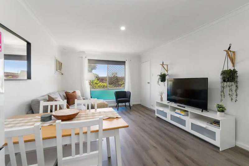 Photo - 14/29 Heard Way, Glendalough WA 6016 - Image 2