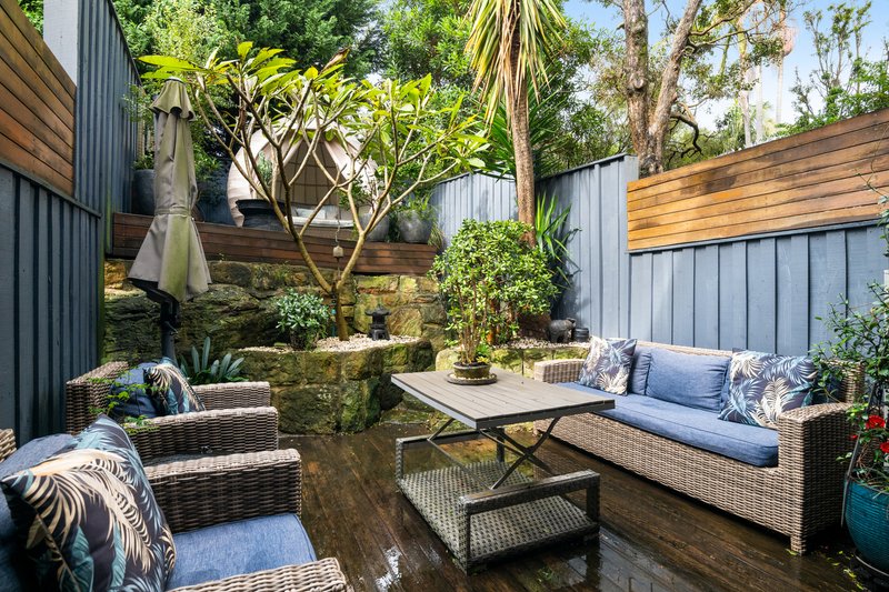 Photo - 14/29 Rawson Street, Neutral Bay NSW 2089 - Image 2