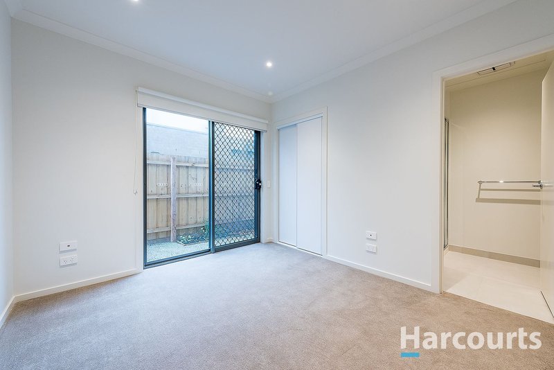 Photo - 14/29 Stamford Crescent, Rowville VIC 3178 - Image 6