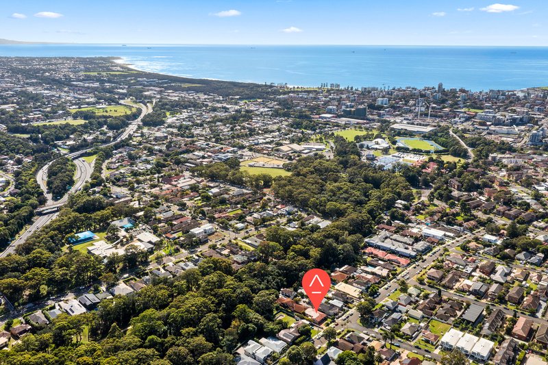 Photo - 1/42A Greenacre Road, Wollongong NSW 2500 - Image 9
