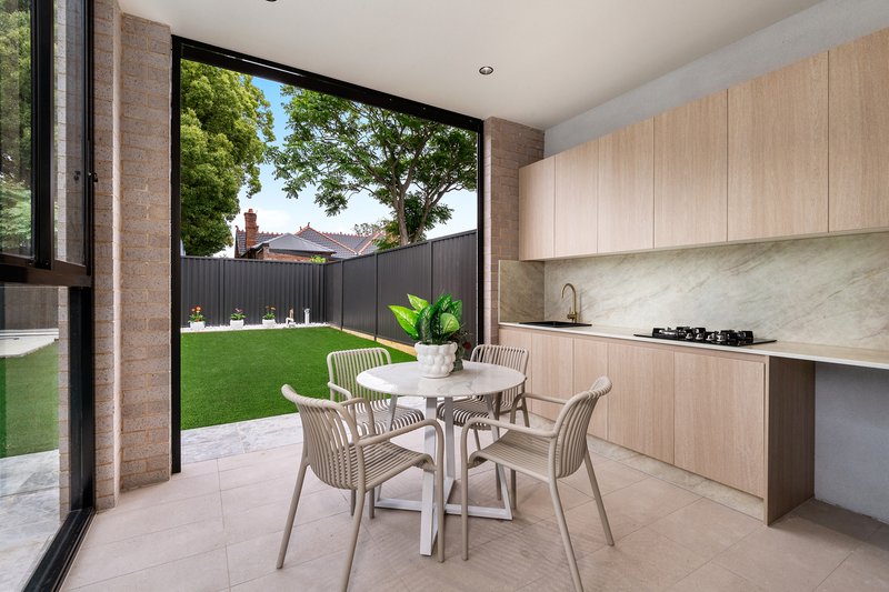 Photo - 1/42B Glenfarne Street, Bexley NSW 2207 - Image 10