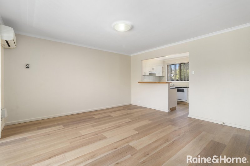 Photo - 1/43-45 Booth Street, Queanbeyan East NSW 2620 - Image 3