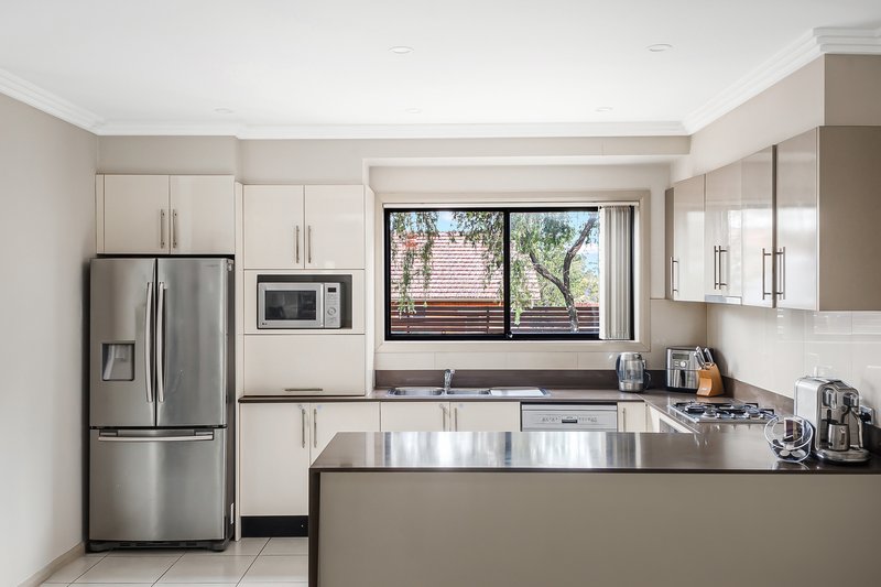 Photo - 14/3-7 James Street, Baulkham Hills NSW 2153 - Image 6