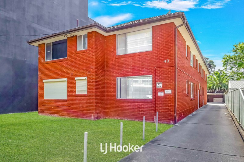 1/43 Aurelia Street, Toongabbie NSW 2146