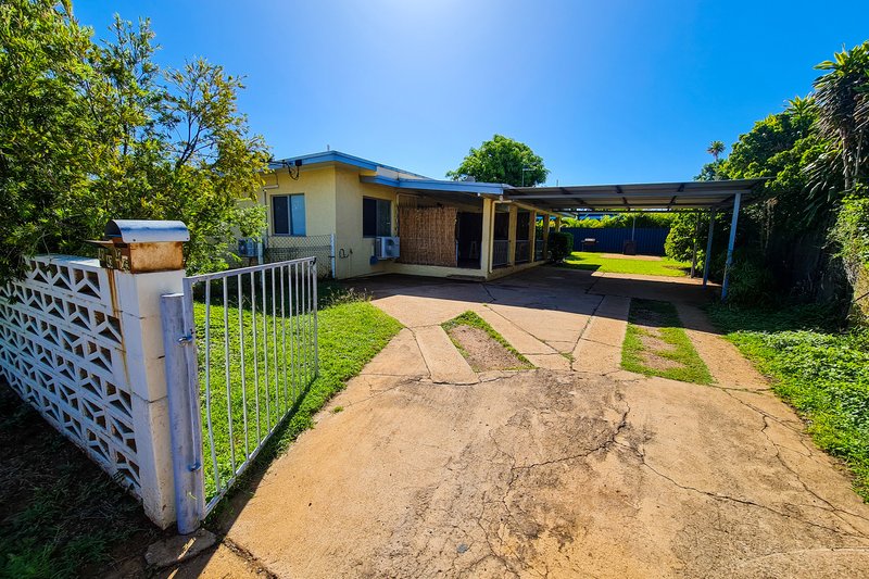 Photo - 1/43 Banks Crescent, Mount Isa QLD 4825 - Image 9