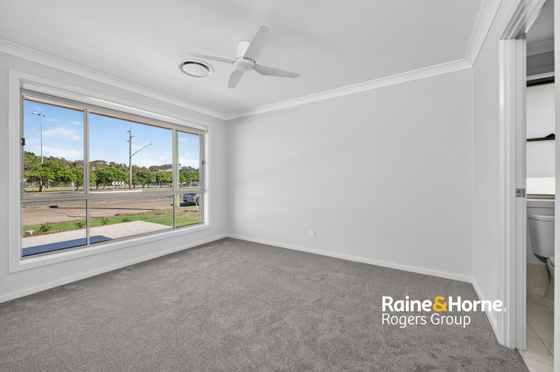 Photo - 143 Budgewoi Road, Budgewoi NSW 2262 - Image 2