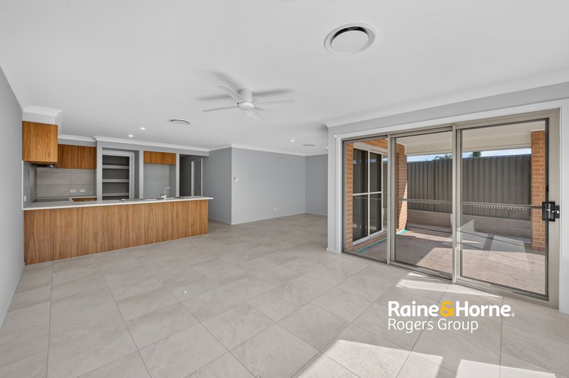 Photo - 143 Budgewoi Road, Budgewoi NSW 2262 - Image 8