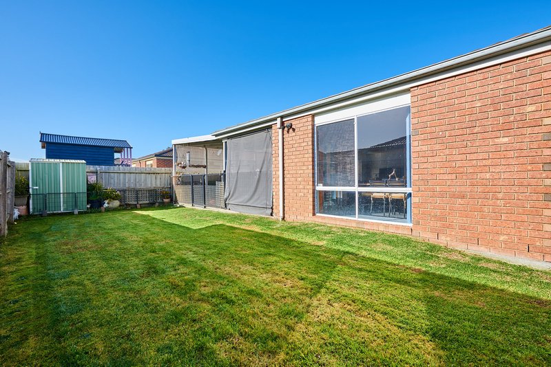 Photo - 143 Carrum Woods Drive, Carrum Downs VIC 3201 - Image 10