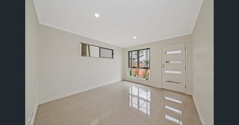 Photo - 14/3 Chelmsford Road, Mango Hill QLD 4509 - Image 2