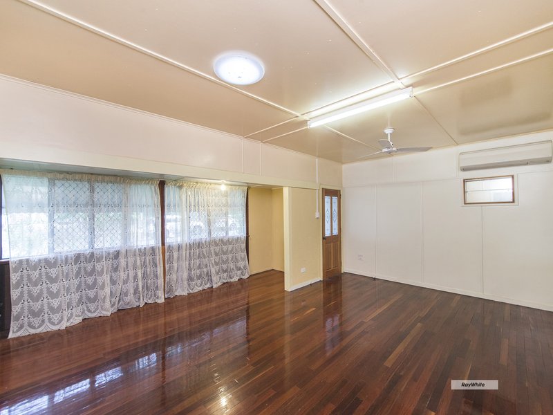 Photo - 143 Denham Terrace, Allenstown QLD 4700 - Image 5