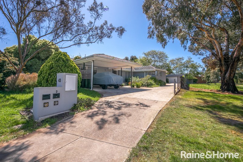 Photo - 1/43 Grant Avenue, Gisborne VIC 3437 - Image 15