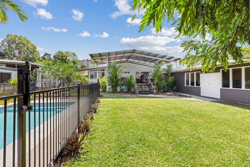 Photo - 143 Greenslopes Street, Edge Hill QLD 4870 - Image 15