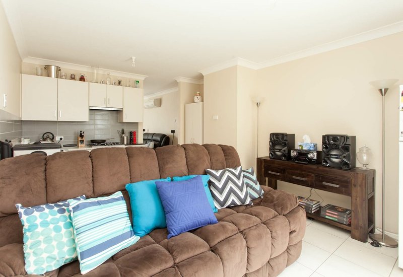 Photo - 1/43 Hebburn Street, Pelaw Main NSW 2327 - Image 3