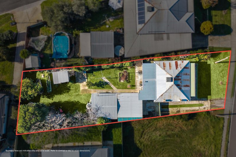 Photo - 143 Holdsworth Road, North Bendigo VIC 3550 - Image 1