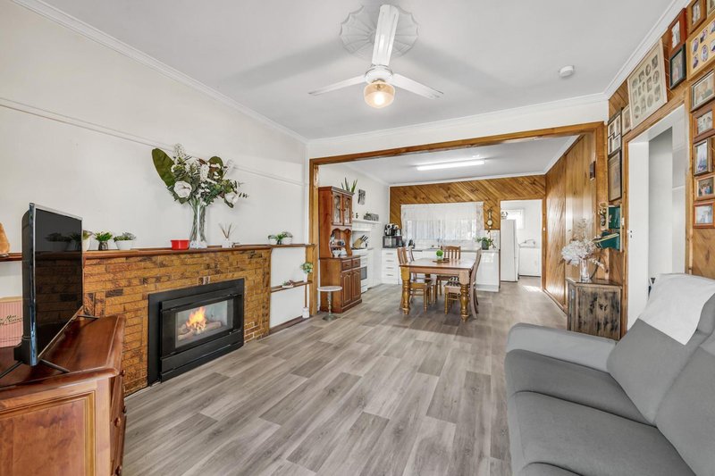 Photo - 143 Holdsworth Road, North Bendigo VIC 3550 - Image 4