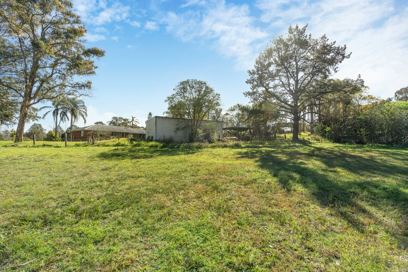 Photo - 143 Kerrs Road, Mount Vernon NSW 2178 - Image 7