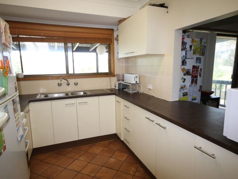 Photo - 143 Kerry Street, Sanctuary Point NSW 2540 - Image 3