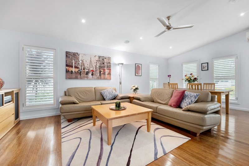 Photo - 1/43 Laurina Avenue, Helensburgh NSW 2508 - Image 2