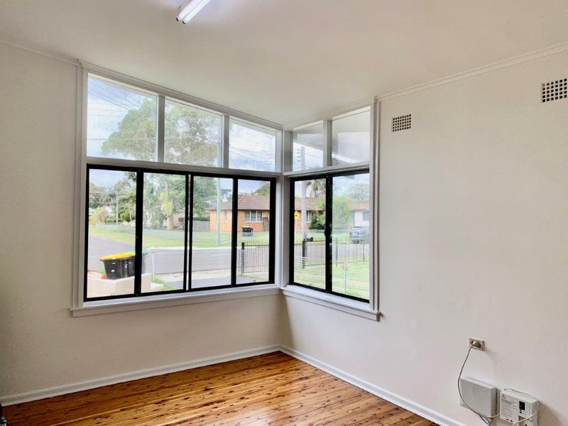 Photo - 143 Lawrence Hargrave Road, Warwick Farm NSW 2170 - Image 4