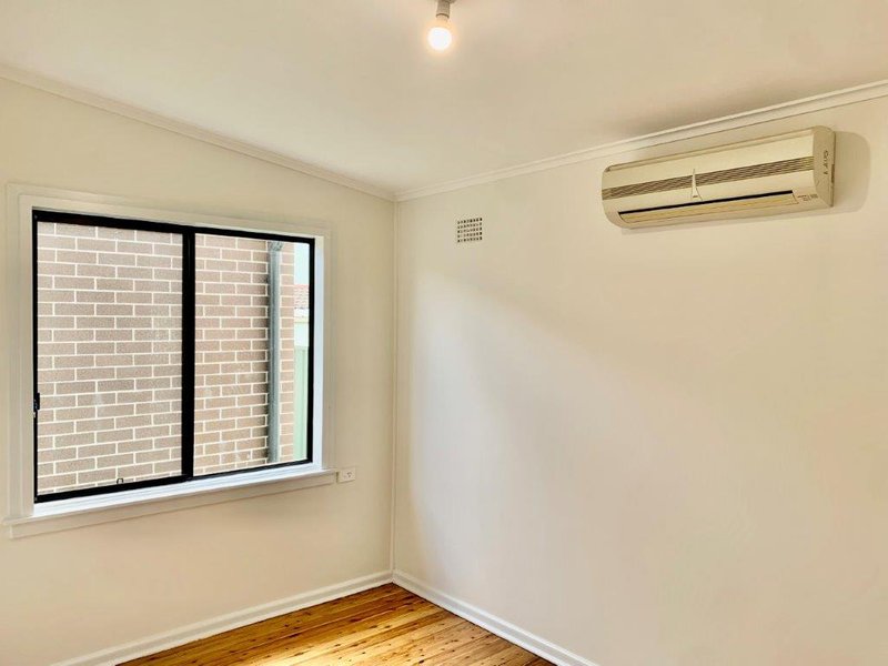 Photo - 143 Lawrence Hargrave Road, Warwick Farm NSW 2170 - Image 8