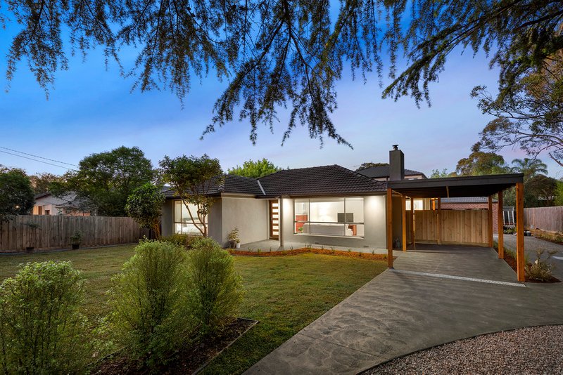 143 Lincoln Road, Croydon VIC 3136