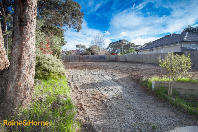 Photo - 143 Mckell Avenue, Sunbury VIC 3429 - Image 4