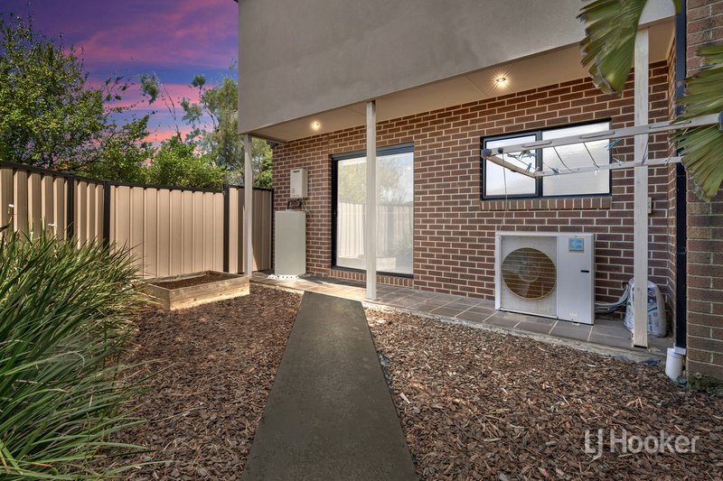 Photo - 1/43 New Street, South Kingsville VIC 3015 - Image 16