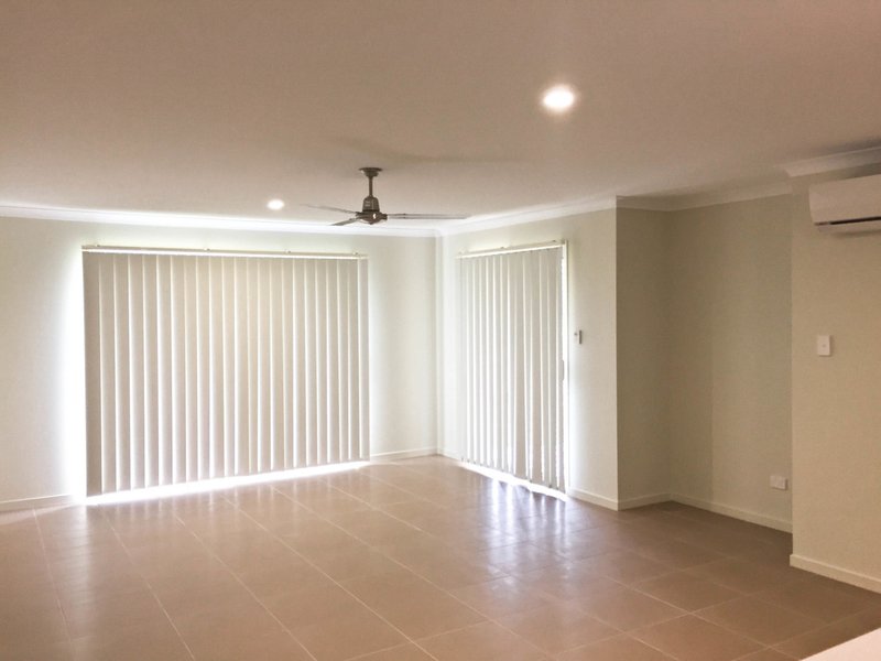 Photo - 1/43 Paradise Road, Burpengary QLD 4505 - Image 5