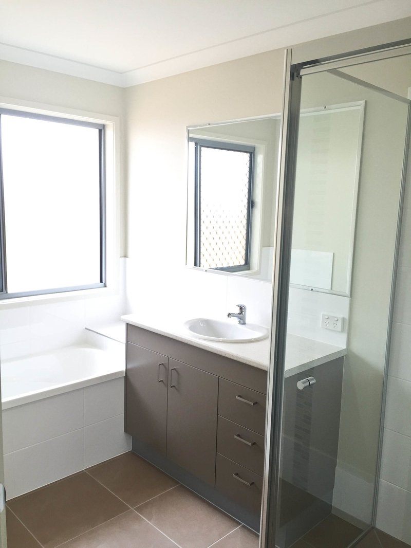 Photo - 1/43 Paradise Road, Burpengary QLD 4505 - Image 6