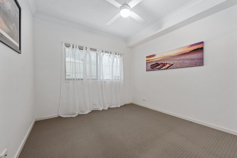 Photo - 14/3 Rock Street, Scarborough QLD 4020 - Image 8