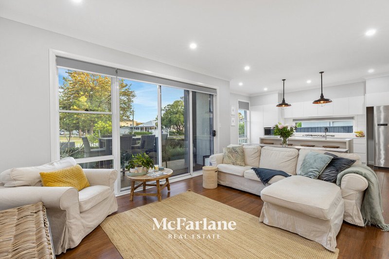 Photo - 1/43 Seaman Avenue, Warners Bay NSW 2282 - Image 2