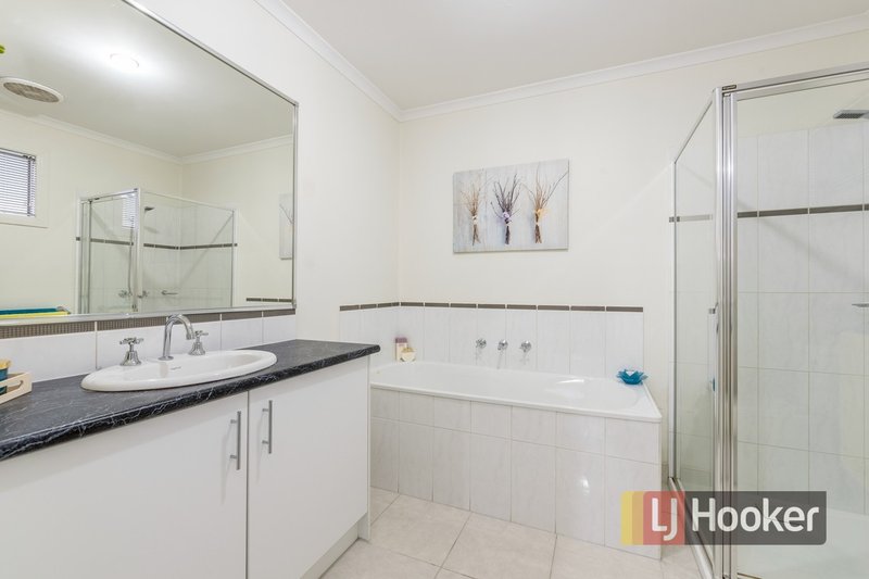 Photo - 1/43 Somerville Road, Hampton Park VIC 3976 - Image 10