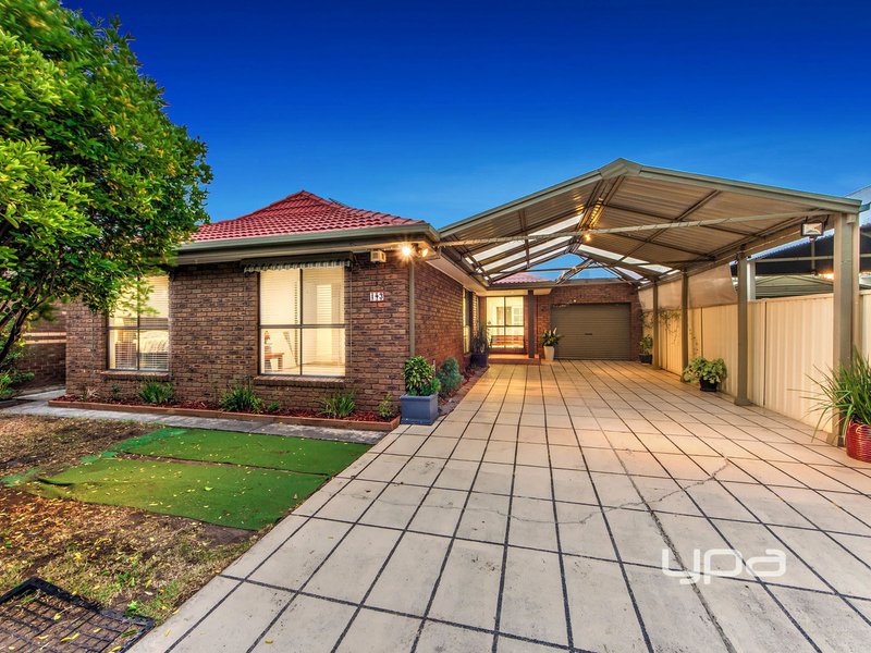 Photo - 143 Sunshine Avenue, St Albans VIC 3021 - Image 2