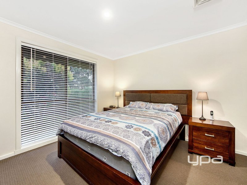 Photo - 143 Sunshine Avenue, St Albans VIC 3021 - Image 8