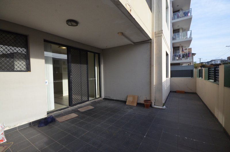 Photo - 14/30-32 Lydbrook Street, Westmead NSW 2145 - Image 8