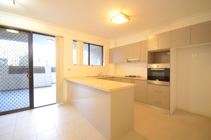 Photo - 14/30-32 Lydbrook Street, Westmead NSW 2145 - Image 5