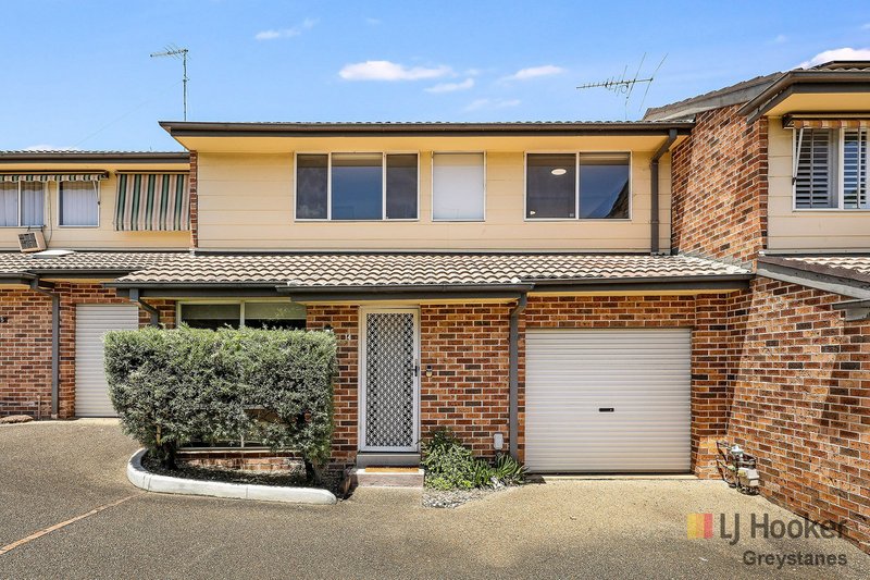 Photo - 14/30-33 Bradman Street, Greystanes NSW 2145 - Image 1