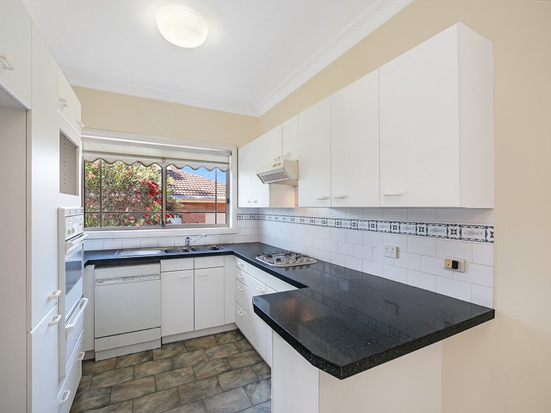 Photo - 1/430-432 Port Hacking Road, Caringbah South NSW 2229 - Image 5