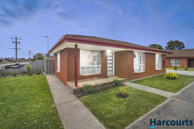 Photo - 1/430 Gillies Street North, Wendouree VIC 3355 - Image 1