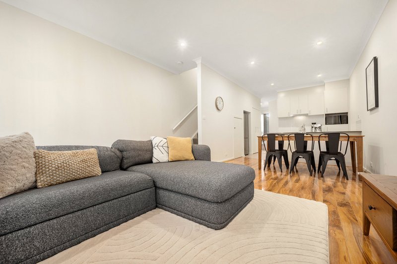 Photo - 14/33 Arthur Blakeley Way, Coombs ACT 2611 - Image 5